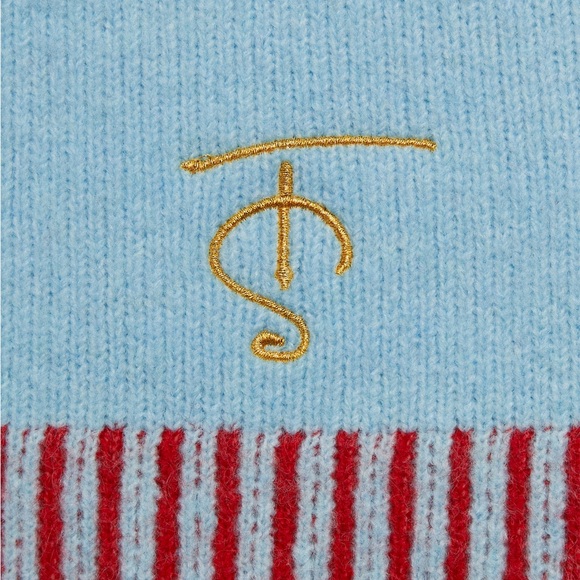 Taylor Swift Album Heart Sweater Self-Titled Holiday Collection - Picture 4 of 5